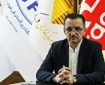 آقایان به جای موج‌سواری تراکتور را تحویل بگیرند
